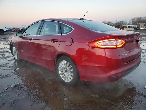 3FA6P0PU7GR351504 2016 FORD FUSION - Image 2