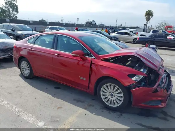 3FA6P0PU7GR385085 2016 FORD FUSION - Image 1