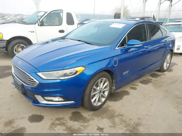 3FA6P0PU7HR110656 2017 FORD FUSION - Image 2