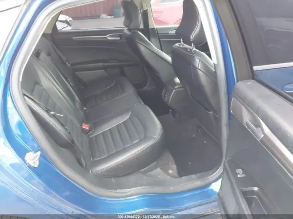 3FA6P0PU7HR110656 2017 FORD FUSION - Image 8