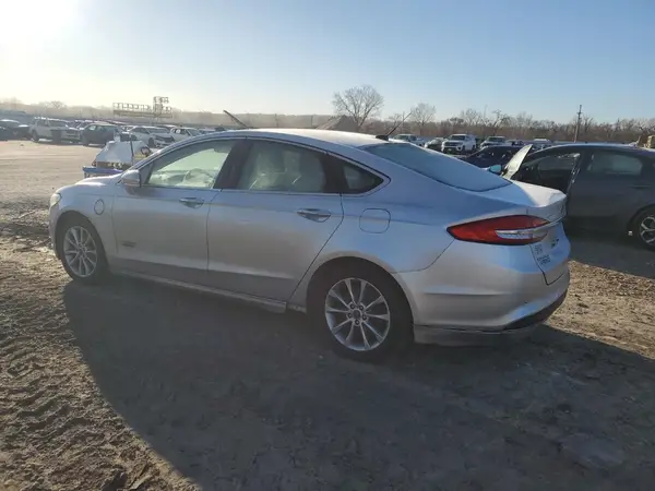 3FA6P0PU7HR142250 2017 FORD FUSION - Image 2