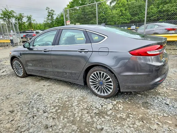 3FA6P0PU7HR321016 2017 FORD FUSION - Image 2