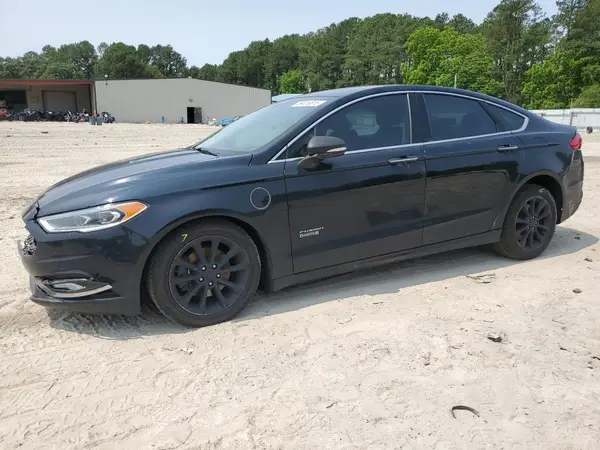 3FA6P0PU7HR352864 2017 FORD FUSION - Image 1