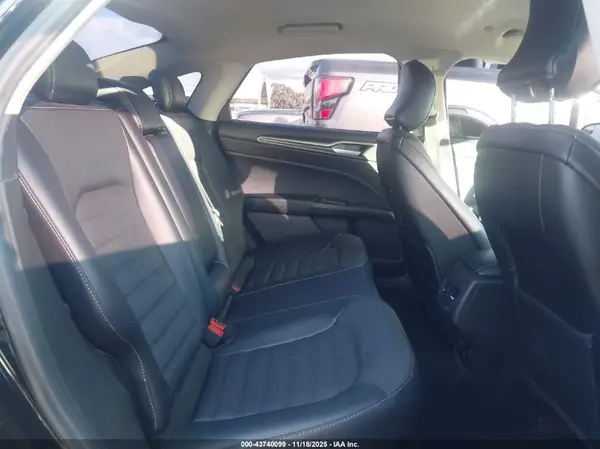 3FA6P0PU7HR354419 2017 FORD FUSION - Image 8