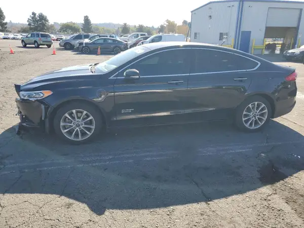3FA6P0PU7HR380339 2017 FORD FUSION - Image 1