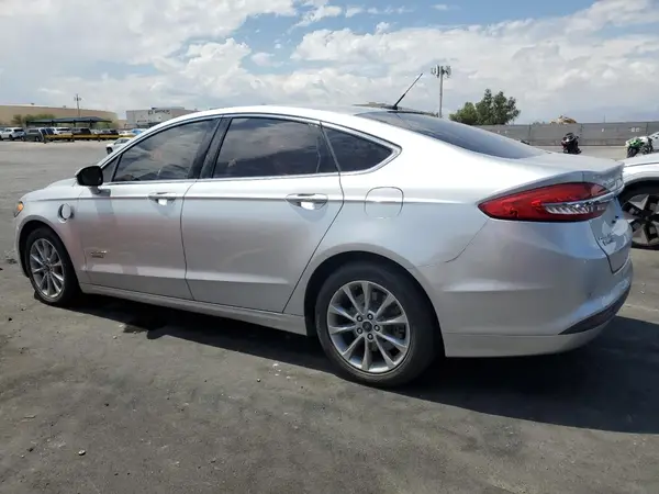 3FA6P0PU7JR204638 2018 FORD FUSION - Image 2