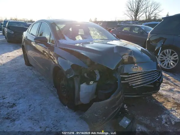 3FA6P0PU7JR227885 2018 FORD FUSION - Image 1