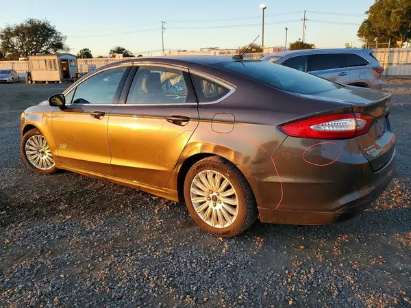 3FA6P0PU8GR165549 2016 FORD FUSION - Image 2