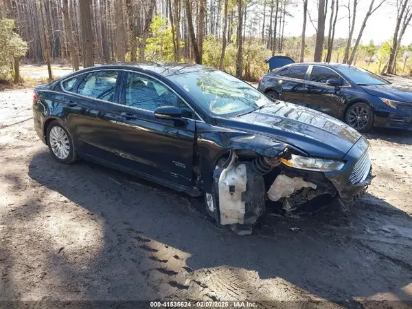 3FA6P0PU8GR182626 2016 FORD FUSION - Image 1