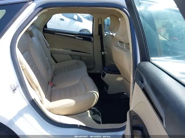 3FA6P0PU8GR187180 2016 FORD FUSION - Image 8