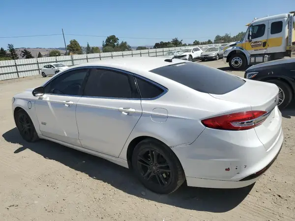 3FA6P0PU8GR229718 2016 FORD FUSION - Image 2