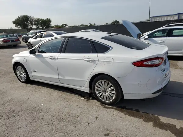 3FA6P0PU8GR241674 2016 FORD FUSION - Image 2