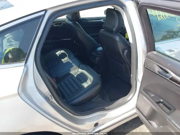 3FA6P0PU8GR273122 2016 FORD FUSION - Image 8