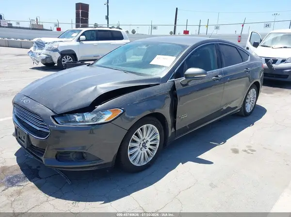 3FA6P0PU8GR305065 2016 FORD FUSION - Image 2