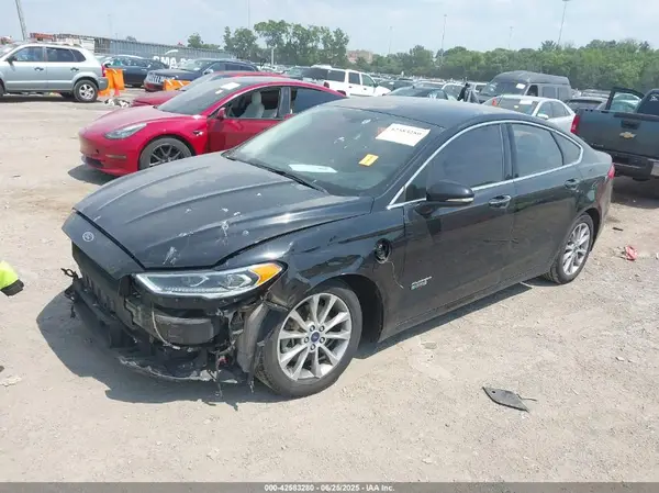 3FA6P0PU8HR174107 2017 FORD FUSION - Image 2