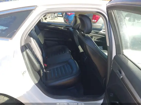 3FA6P0PU8HR289290 2017 FORD FUSION - Image 8