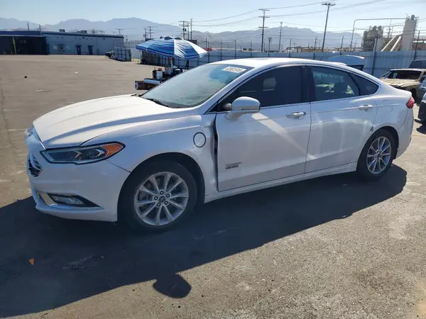 3FA6P0PU8HR312843 2017 FORD FUSION - Image 1