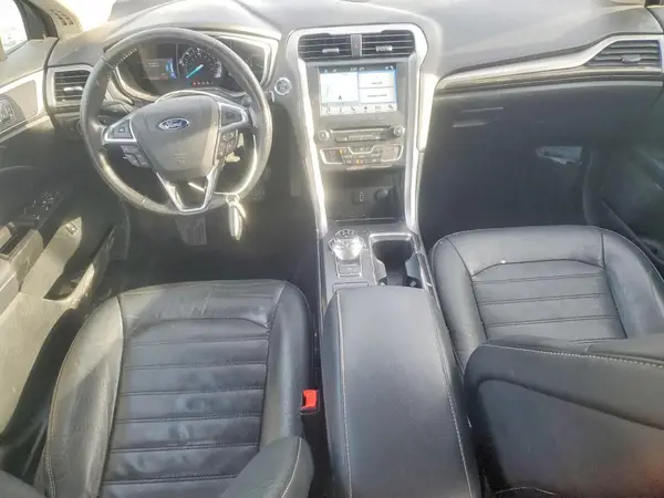 3FA6P0PU8HR352985 2017 FORD FUSION - Image 8