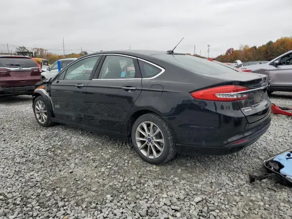 3FA6P0PU8JR105942 2018 FORD FUSION - Image 2