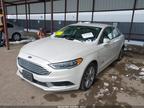 3FA6P0PU8JR123339 2018 FORD FUSION - Image 2