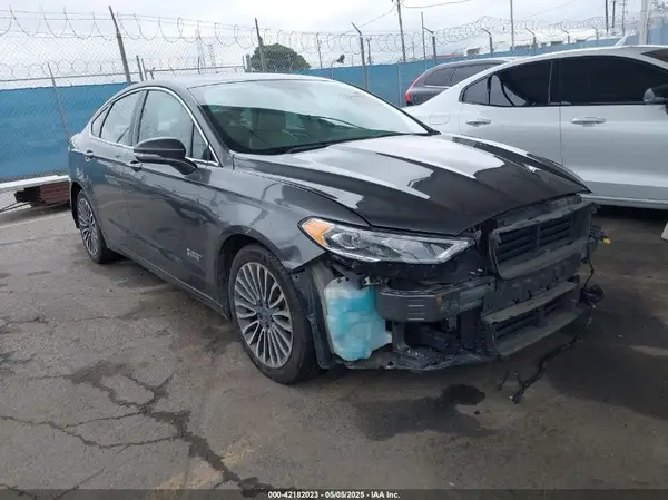 3FA6P0PU8JR123440 2018 FORD FUSION - Image 1