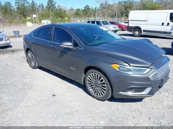 3FA6P0PU8JR191740 2018 FORD FUSION - Image 1