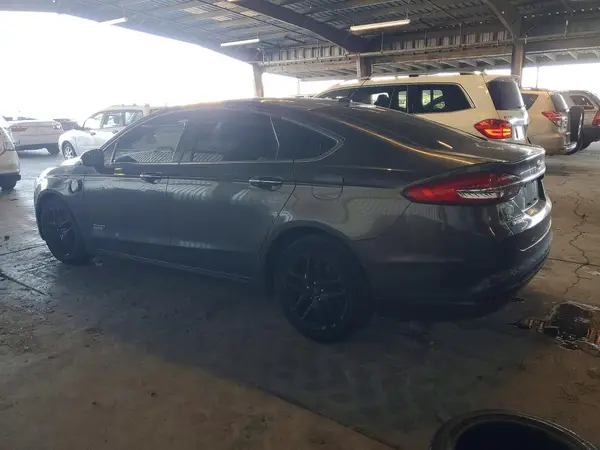 3FA6P0PU8JR199370 2018 FORD FUSION - Image 2