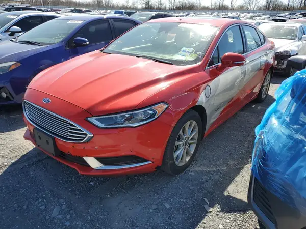 3FA6P0PU8JR228365 2018 FORD FUSION - Image 1