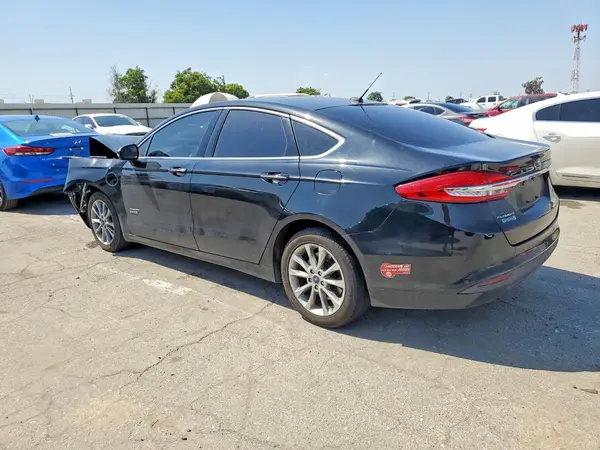 3FA6P0PU8JR232643 2018 FORD FUSION - Image 2