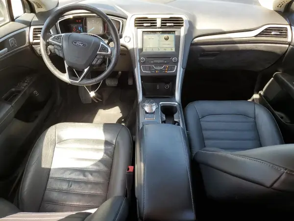 3FA6P0PU8JR257347 2018 FORD FUSION - Image 8