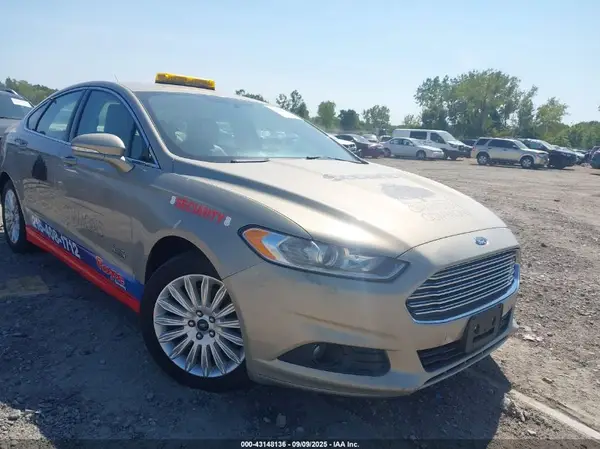 3FA6P0PU9GR101553 2016 FORD FUSION - Image 1