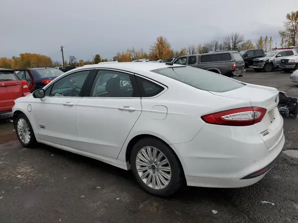 3FA6P0PU9GR233423 2016 FORD FUSION - Image 2