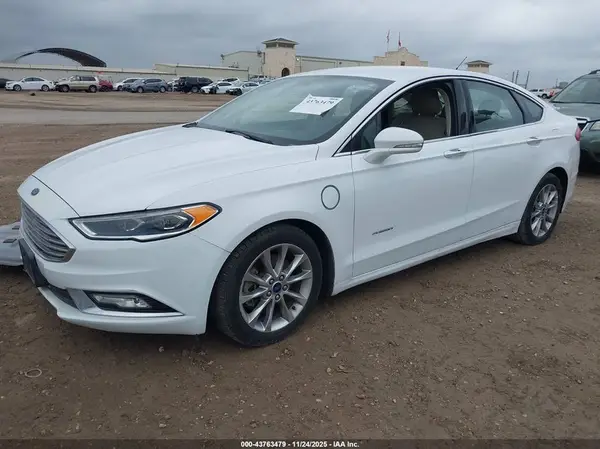 3FA6P0PU9HR121738 2017 FORD FUSION - Image 2