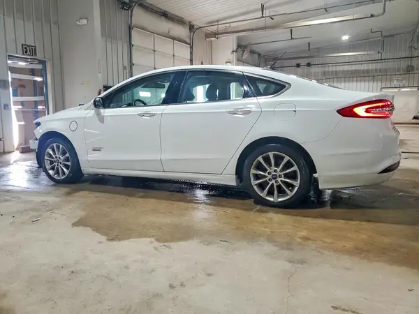 3FA6P0PU9HR239921 2017 FORD FUSION - Image 2