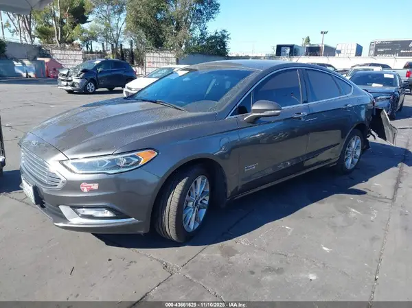 3FA6P0PU9HR329389 2017 FORD FUSION - Image 2