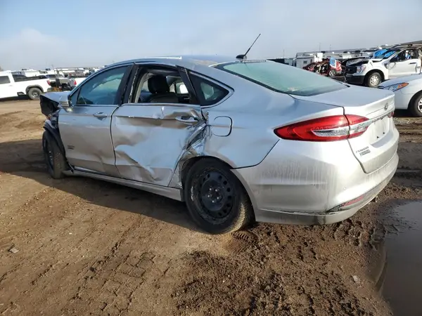 3FA6P0PU9HR329392 2017 FORD FUSION - Image 2
