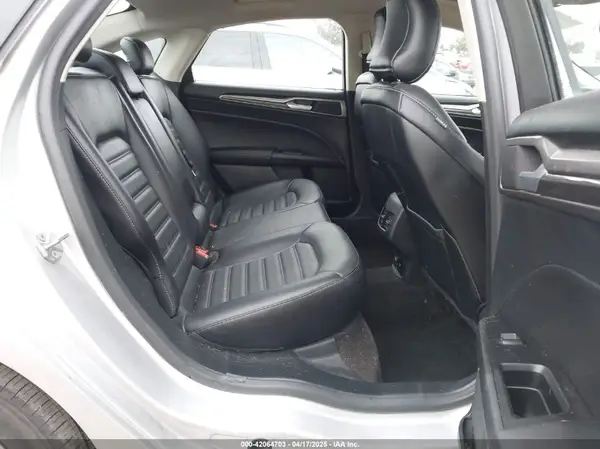 3FA6P0PU9HR354096 2017 FORD FUSION - Image 8