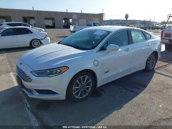 3FA6P0PU9JR103603 2018 FORD FUSION - Image 2