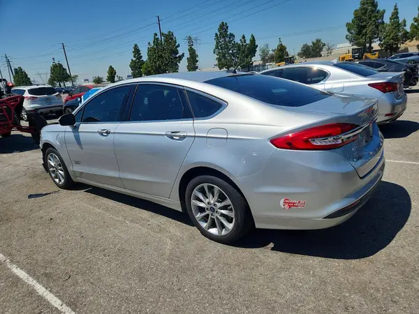 3FA6P0PU9JR110583 2018 FORD FUSION - Image 2
