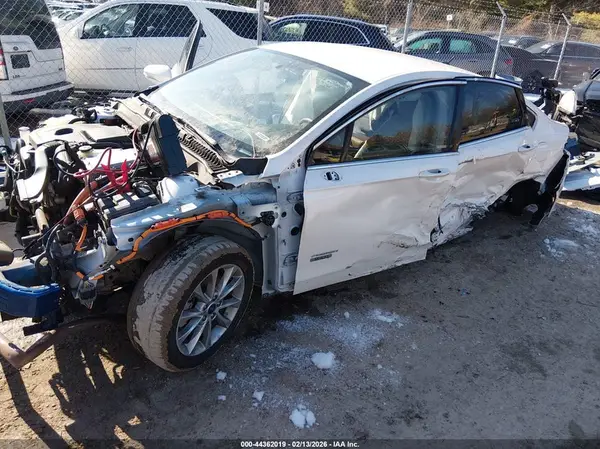 3FA6P0PU9JR110793 2018 FORD FUSION - Image 2