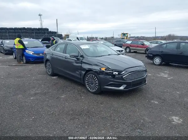 3FA6P0PU9JR144118 2018 FORD FUSION - Image 1