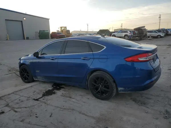 3FA6P0PU9JR279261 2018 FORD FUSION - Image 2