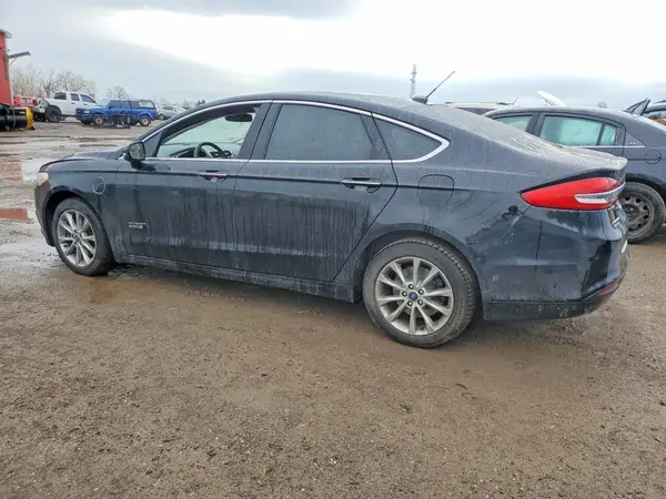 3FA6P0PU9JR282760 2018 FORD FUSION - Image 2