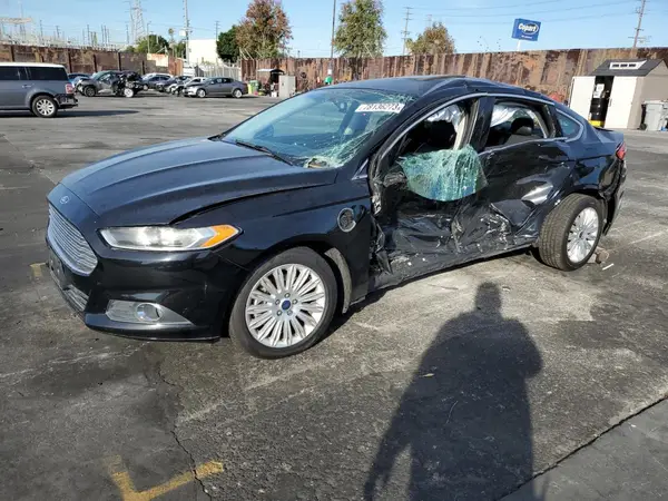 3FA6P0PUXGR123058 2016 FORD FUSION - Image 1
