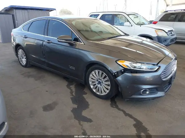 3FA6P0PUXGR144847 2016 FORD FUSION - Image 1