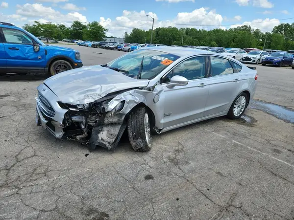 3FA6P0PUXGR189948 2016 FORD FUSION - Image 1