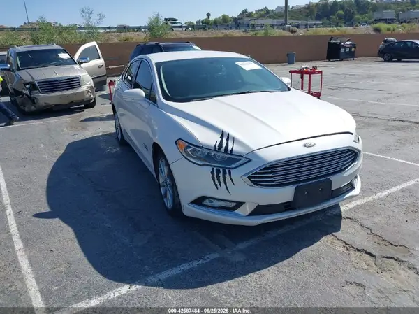 3FA6P0PUXHR179924 2017 FORD FUSION - Image 1
