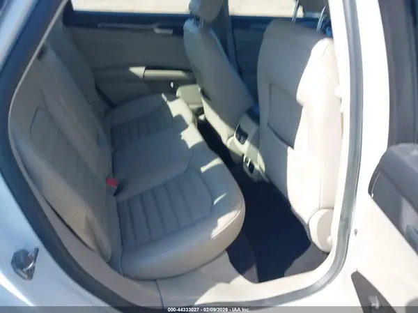 3FA6P0PUXHR269364 2017 FORD FUSION - Image 8