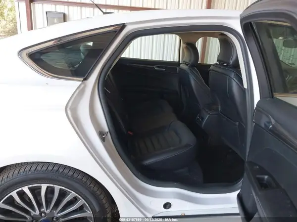 3FA6P0PUXHR269462 2017 FORD FUSION - Image 8