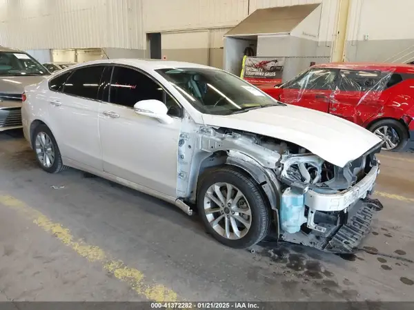 3FA6P0PUXHR277948 2017 FORD FUSION - Image 1